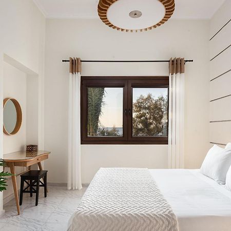 Aniv Villa By The Sea Кинион Экстерьер фото