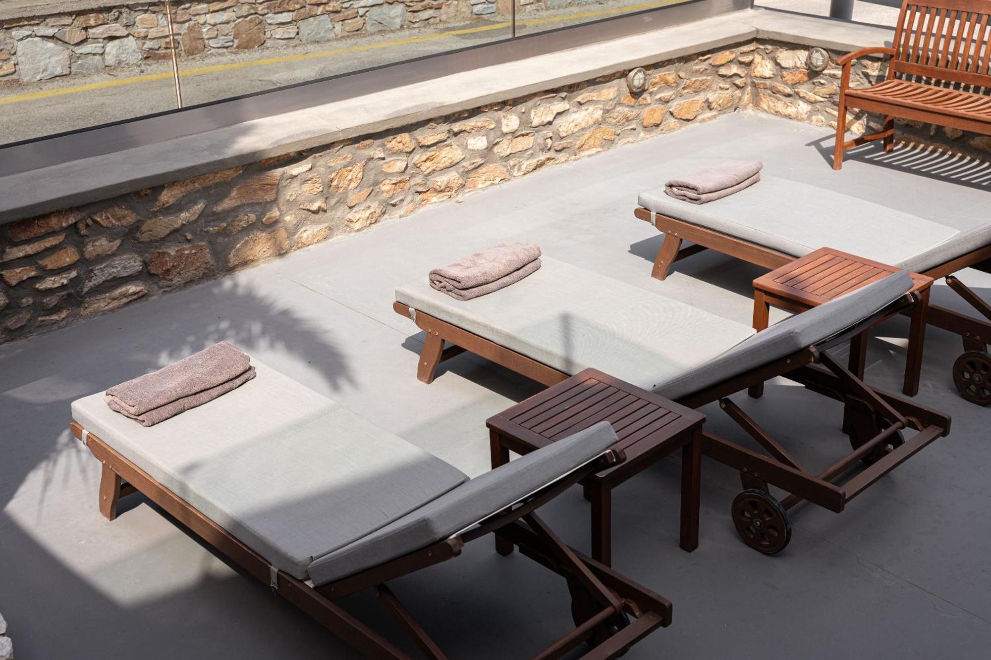 Aniv Villa By The Sea Кинион Экстерьер фото
